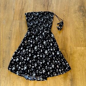 NWOT Hollister Floral Strapless Dress